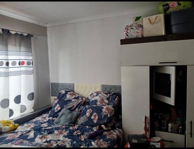 2 BEDROOM HOUSE FOR SALE IN SOSHANGUVE VV